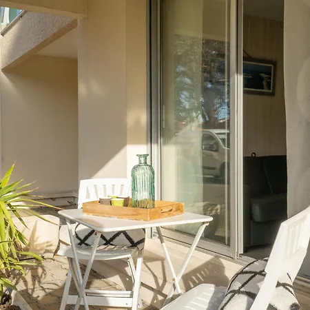 Les Pieds Dans L'eau By Interhome شقة *