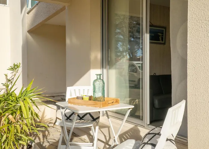 Les Pieds Dans L'eau By Interhome Lejlighed *