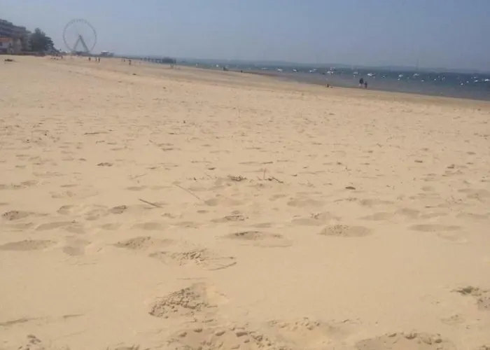 Les Pieds Dans L'eau By Interhome Lejlighed