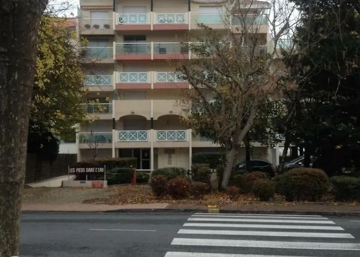 Lejlighed Les Pieds Dans L'eau By Interhome